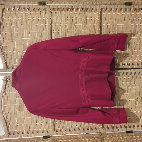 Red blazer - Picture 4 of 5